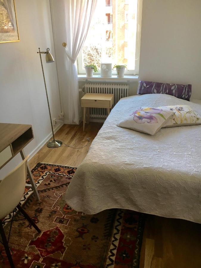 Farsta Bed And Breakfast Ville de Ville de Stockholm Extérieur photo