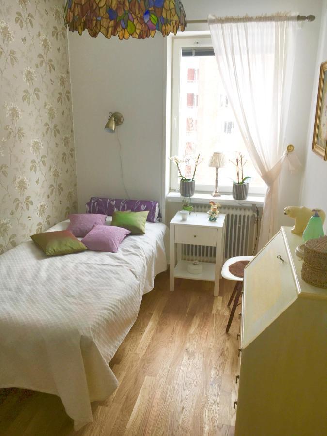 Farsta Bed And Breakfast Ville de Ville de Stockholm Extérieur photo