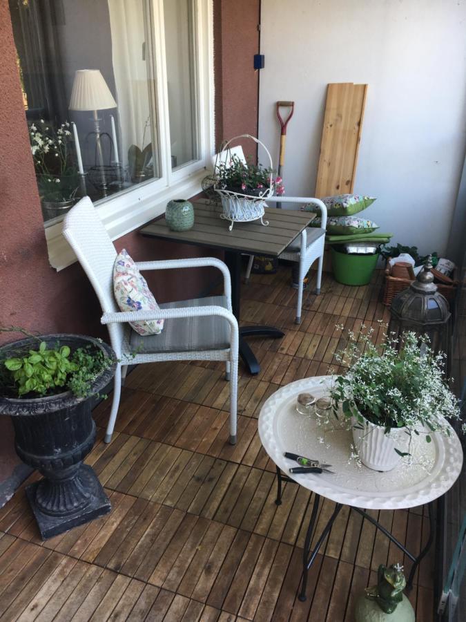 Farsta Bed And Breakfast Ville de Ville de Stockholm Extérieur photo