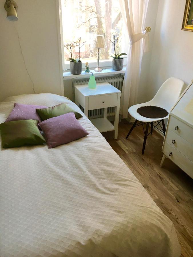 Farsta Bed And Breakfast Ville de Ville de Stockholm Extérieur photo